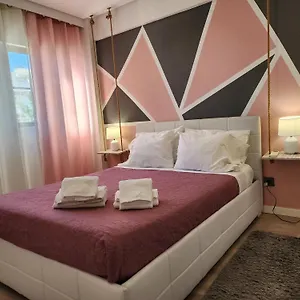 Ria Center - Left Apartamento